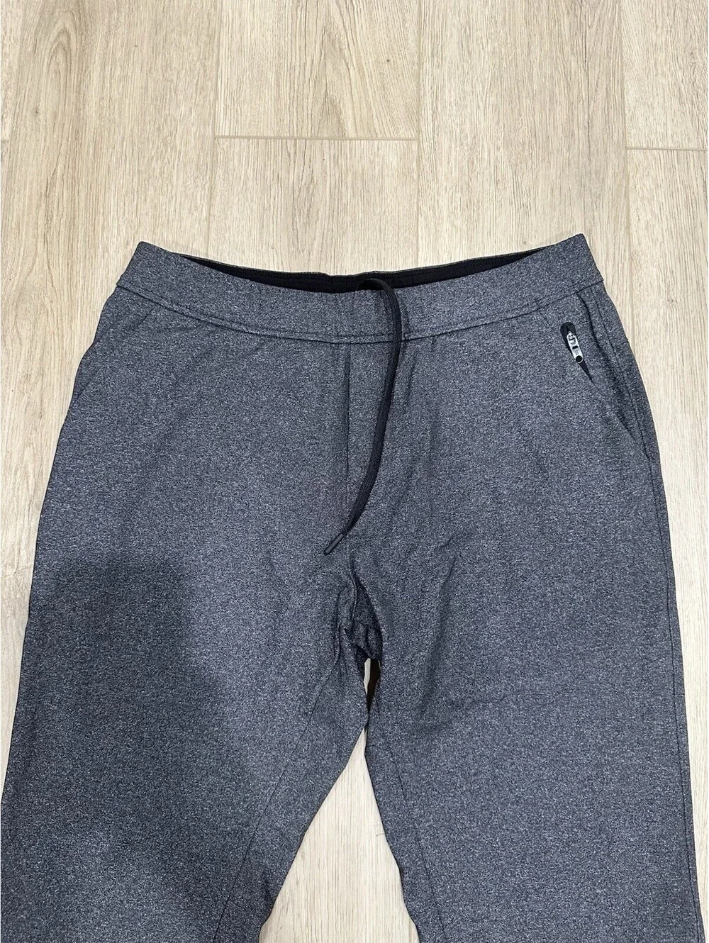 NWT Men’s Nobull Game Changer Joggers Size 33x28 Grey